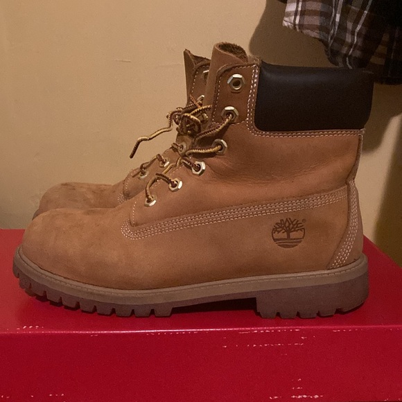 TIMBERLAND BOOTS - Picture 2 of 5